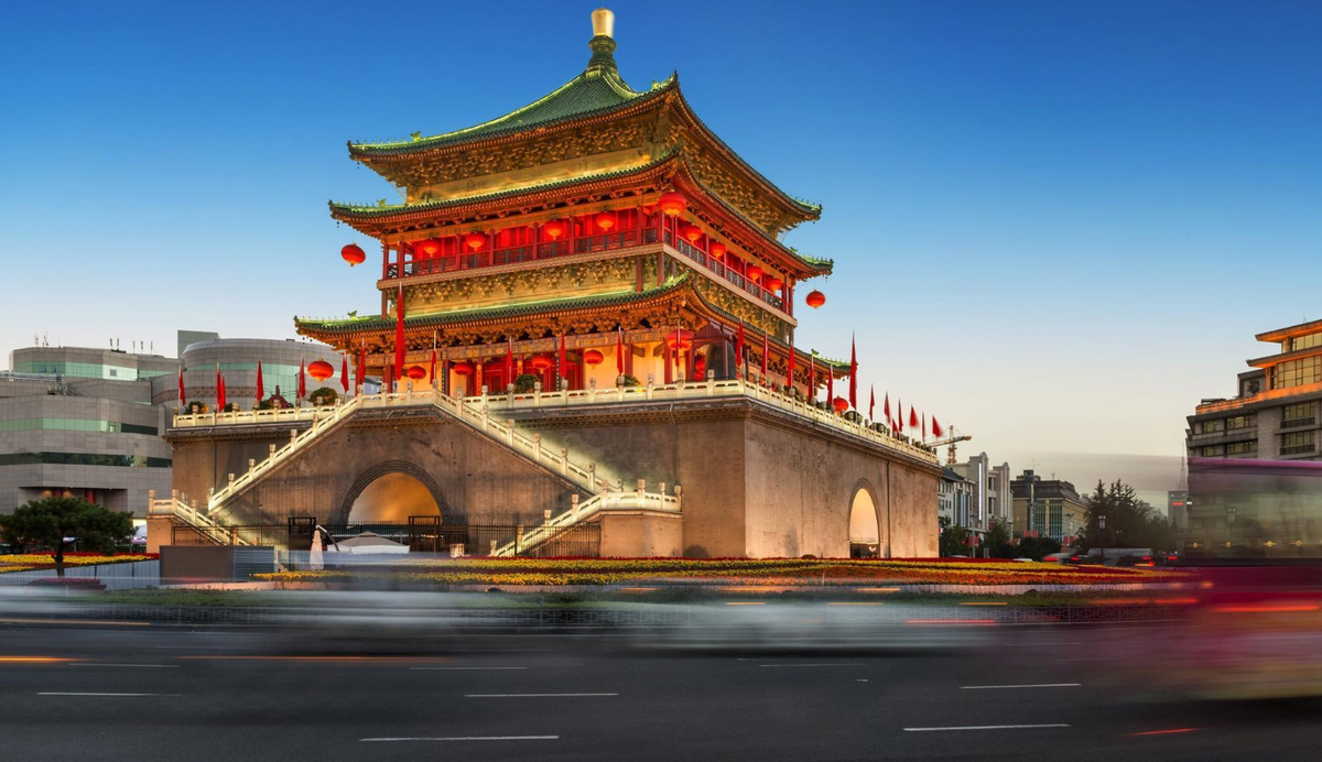 Một nhóm các nhà nghiên cứu tại Tây An, tỉnh Thiểm Tây (Trung Quốc), đã giải mã kỹ thuật đúc được các nghệ nhân Thời Kỳ Đồ Đồng sử dụng cách đây 3.000 năm trước để tạo ra một chiếc bình hình trâu phức tạp. Ảnh: @China Daily.