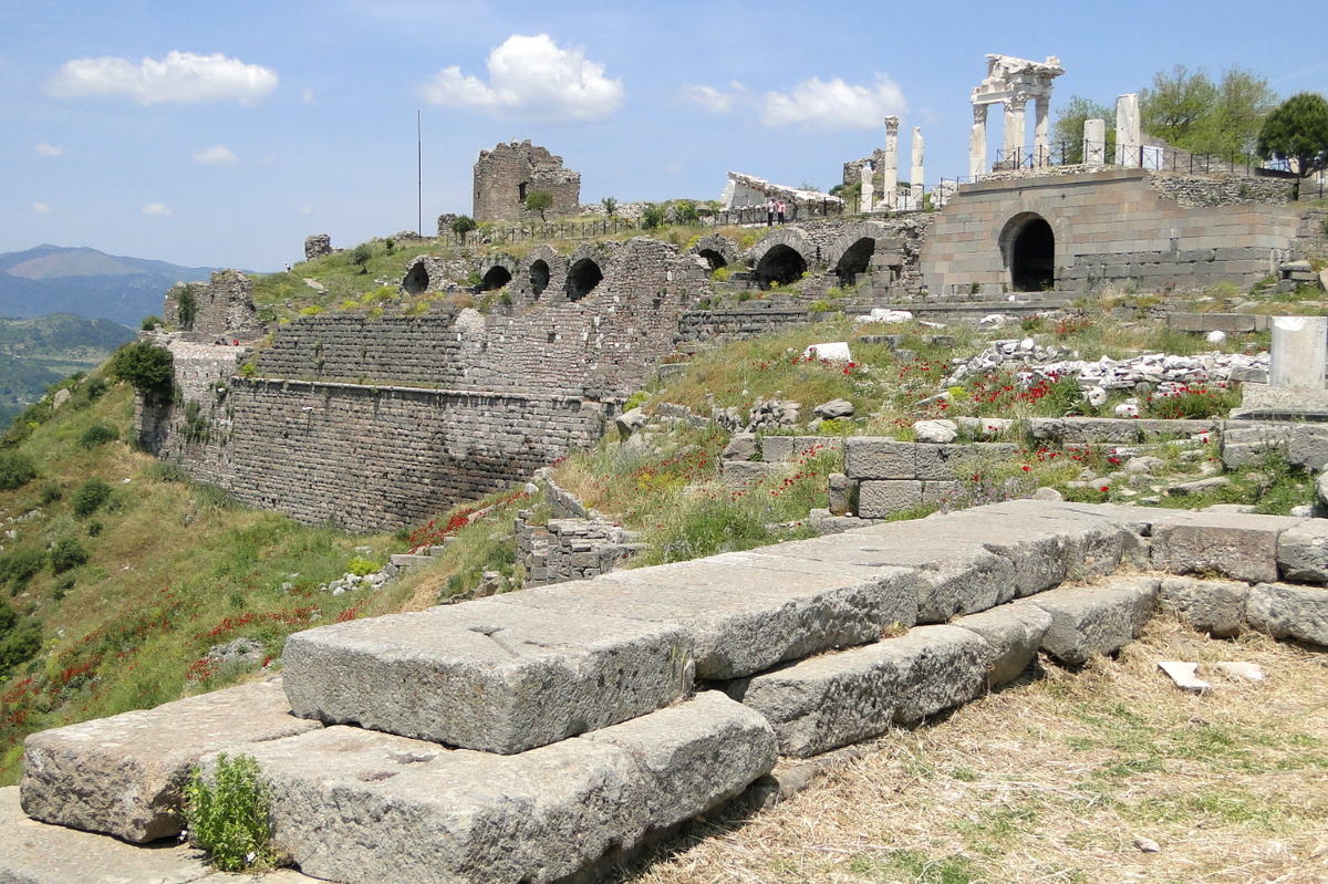 Thành phố cổ Antandros nằm dưới chân dãy núi Kazdağları thuộc quận Edremit của Balıkesir, Thổ Nhĩ Kỳ được cho là thành lập vào thế kỷ thứ 10 Trước Công Nguyên. Ảnh: @Đại học Ege.