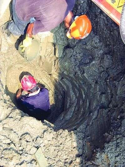 Ngay lập tức, họ gọi cho Viện Khảo cổ học Tô Châu, cơ quan này đã nhanh chóng cử tám chuyên gia đến hiện trường cuộc khai quật. Ảnh: @Viện Khảo cổ học Tô Châu.