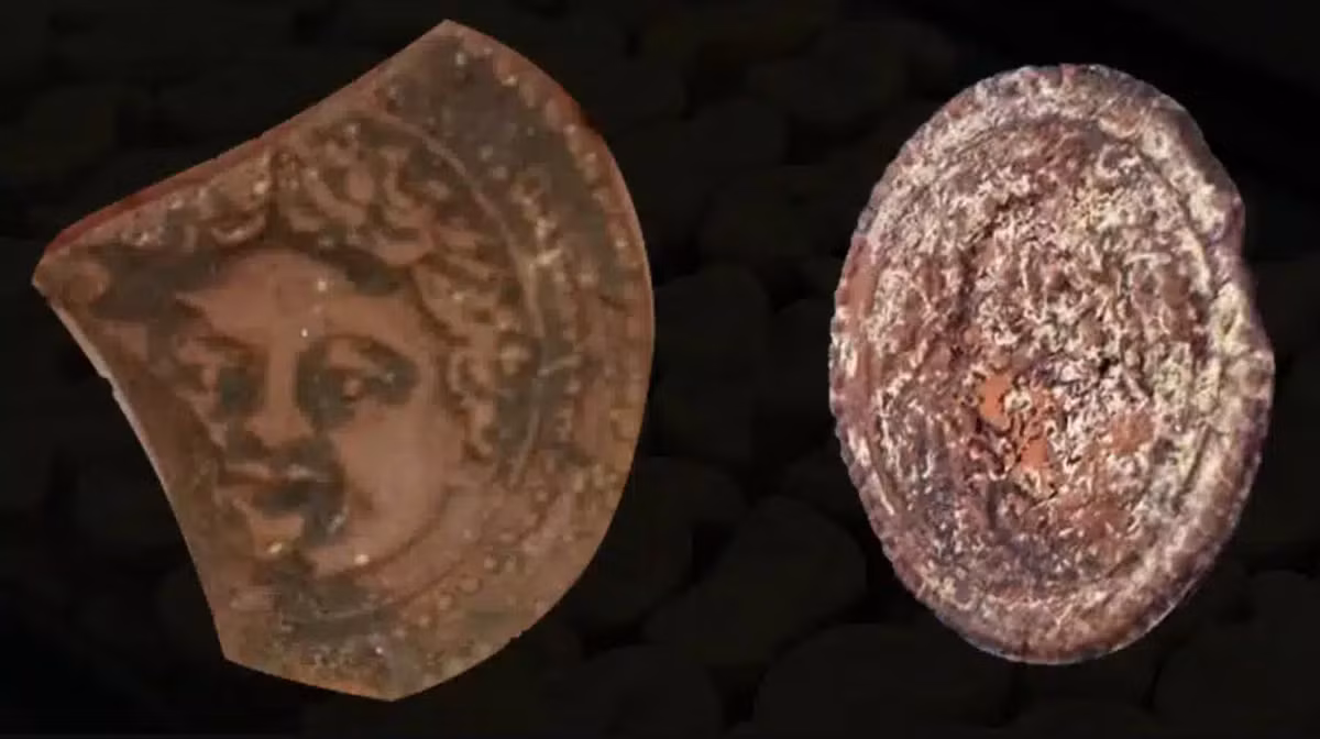 "Các thương nhân, chiến binh và người hành hương đã từng đi qua đây", Izhayev giải thích. "Rất có thể những bùa hộ mệnh này được chế tạo để bảo vệ họ trong suốt hành trình”. Ảnh: @Magomet Izhayev.