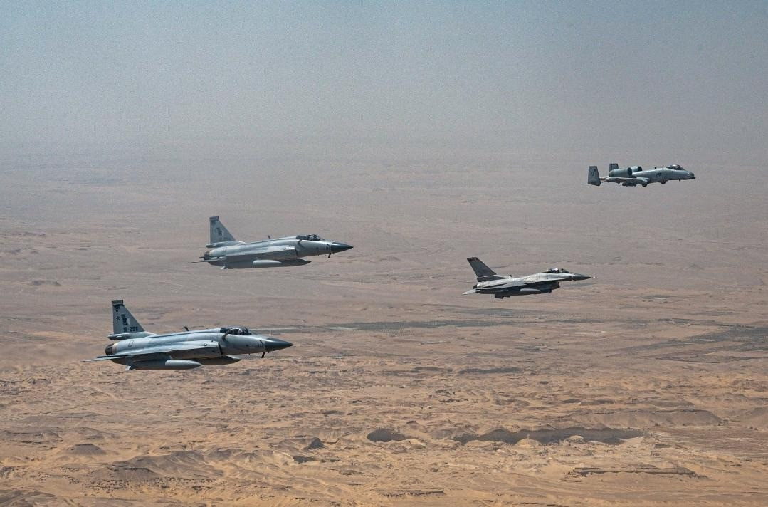 Đối với Ả Rập Xê Út, thương vụ tiềm năng này cần được đặt trong bối cảnh nước này đang sở hữu một trong những lực lượng không quân mạnh nhất Trung Đông. Không quân Hoàng gia hiện vận hành F-15SA, F-15C Eagle, Eurofighter Typhoon và Tornado, cùng các hệ thống cảnh báo sớm, tiếp dầu và trinh sát hiện đại.