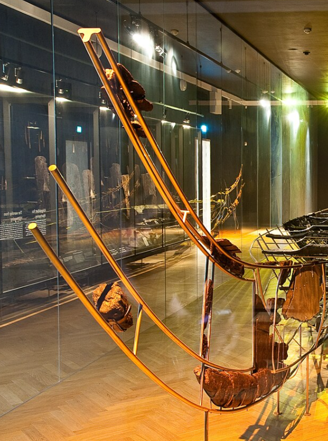 Sử dụng phương pháp sắc ký khí khối phổ, họ xác định rằng, chất trám khe có khả năng được làm từ mỡ động vật kết hợp với nhựa thông. Ảnh: @Đại học Lund.