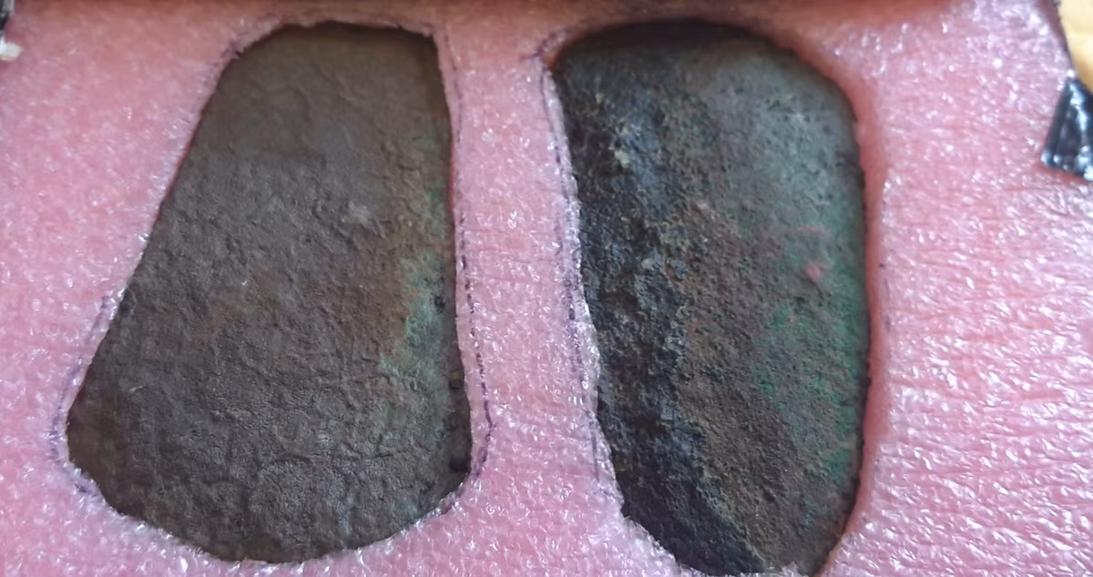 Cũng theo Matt Seaver, những người sở hữu hai lưỡi rìu này hẳn phải thuộc về giới thượng lưu. Đó là một tác phẩm thủ công tuyệt đẹp và đáng kinh ngạc. Ảnh: @Bảo tàng Quốc gia Ireland.