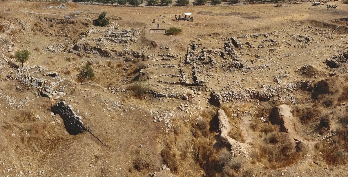 Một nhóm các nhà khảo cổ học đến từ trường Đại học Manchester đã khai quật được tàn tích của thành phố cổ Imet ở khu vực Tell el-Fara'in thuộc tỉnh Sharqia, phía đông bắc Cairo, Ai Cập. Ảnh: @Đại học Manchester.