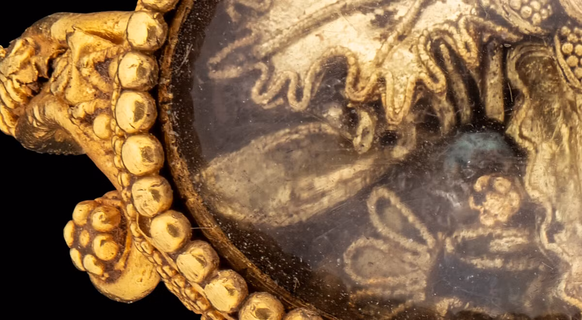 Việc nghiên cứu chuyên sâu nó cũng sẽ giúp Bảo tàng hiểu rõ hơn về trình độ chế tác sáng tạo và đổi mới của các nghệ nhân trang sức thời Hy Lạp cổ đại. Ảnh: @Bảo tàng J. Paul Getty.