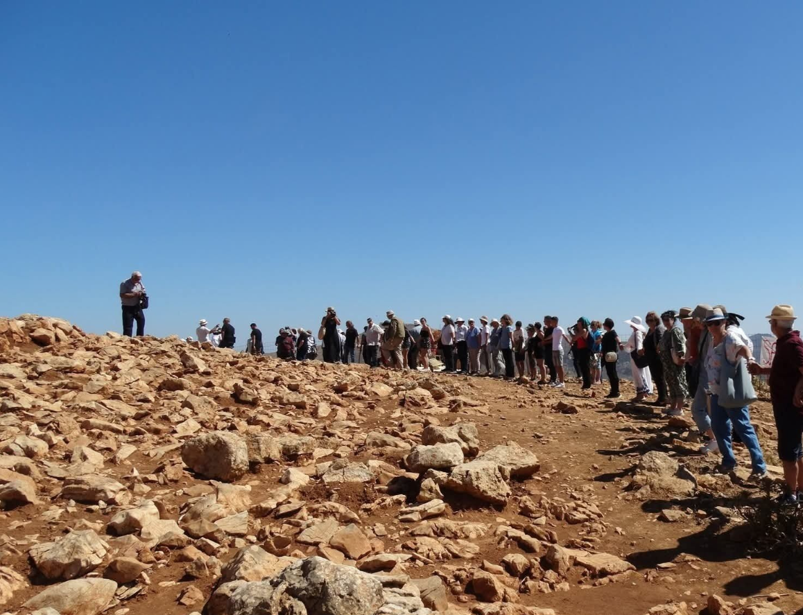 Trước mắt, vẫn còn nhiều câu hỏi chưa được giải đáp về cấu trúc mê cung này. Hiện tại, vẫn chưa thể xác định được “hình dạng ban đầu” hay “chiều cao tổng thể” của nó. Ảnh: @Bộ Văn hóa Hy Lạp.