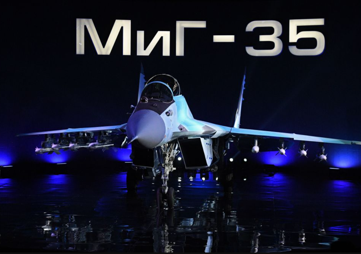 Mặt khác, việc đưa MiG-35 vào các chiến thuật chiến đấu cơ truyền thống có thể không giải quyết được hoàn toàn mối đe dọa bất đối xứng, do máy bay không người lái sản xuất hàng loạt giá rẻ gây ra, bởi chúng có thể áp đảo hệ thống phòng thủ bằng số lượng cực lớn. Ảnh: @Full Afterburner.
