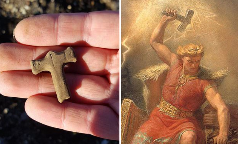 Điều gây sốc các chuyên gia là trên vòng cổ này có đính một mặt biểu tượng bằng đá, y như chiếc búa của Thần Thor huyền thoại. Ảnh: @Viện Khảo cổ học Iceland.