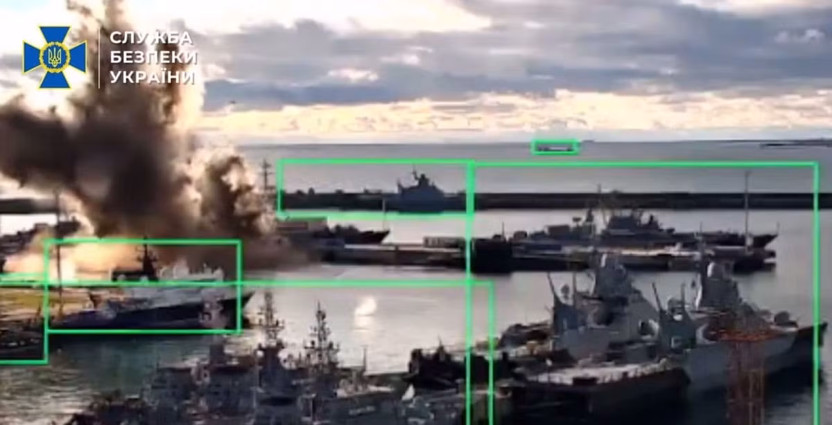 Trong bối cảnh đó, xung đột trên Biển Đen có thể đang bước sang giai đoạn mới, nơi ranh giới giữa tiền tuyến và hậu phương ngày càng bị xóa nhòa. Việc UAV dưới nước có thể đe dọa tàu ngầm ngay tại cảng cho thấy cán cân đang dịch chuyển từ các nền tảng truyền thống sang những công nghệ nhỏ gọn, rẻ và linh hoạt hơn.