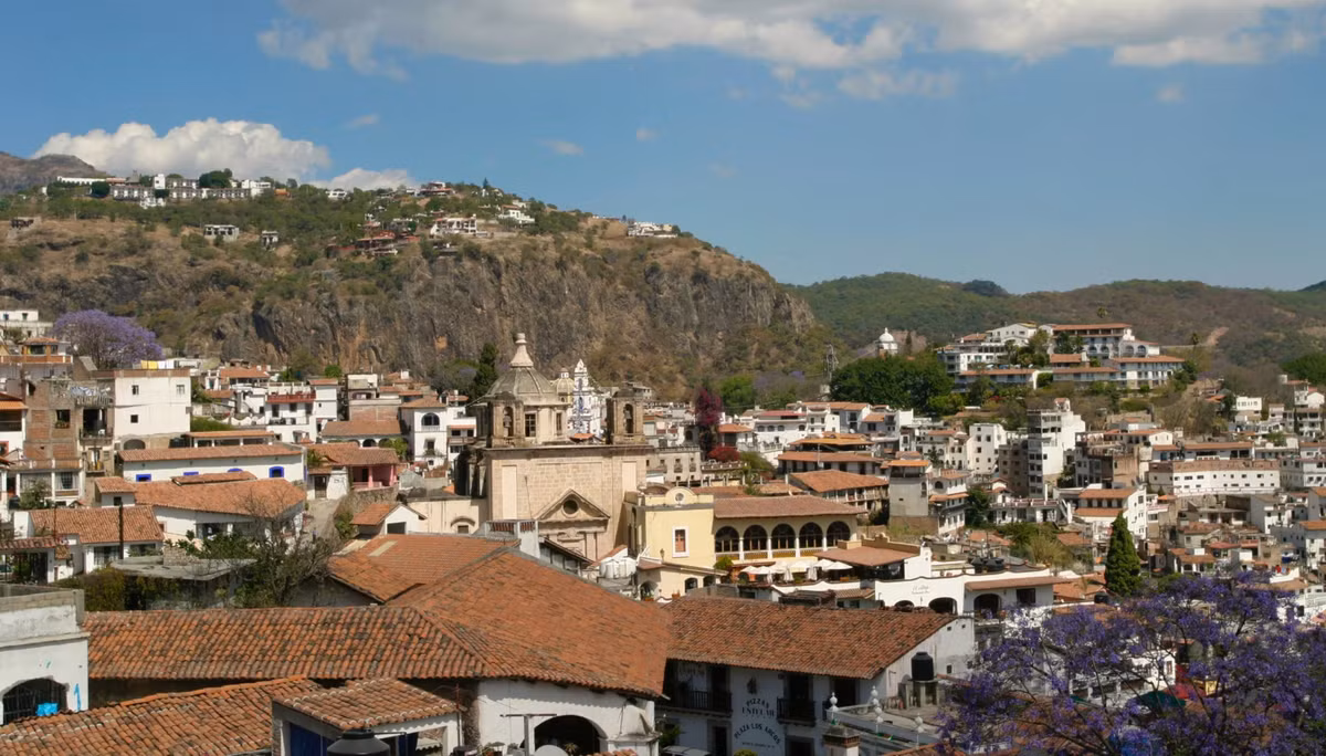 Khi tiến hành khai quật tại Costa Chica của Guerrero ở Mexico, các chuyên gia đến từ Viện Nhân chủng học và Lịch sử Quốc gia Mexico (INAH) bất ngờ tìm thấy một quần thể di tích cổ xưa kỳ lạ. Ảnh: @Viện Nhân chủng học và Lịch sử Quốc gia Mexico.