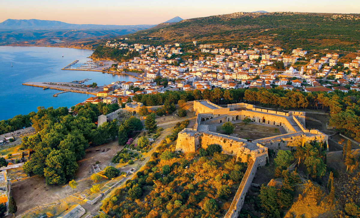 Pylos vốn dĩ là một trung tâm quyền lực của vương quốc Hy Lạp cổ đại, nổi bật với những lăng mộ đồ sộ, thuộc loại hình cổ nhất ở Peloponnese. Ảnh: @Bảo tàng Khảo cổ học Pylos.