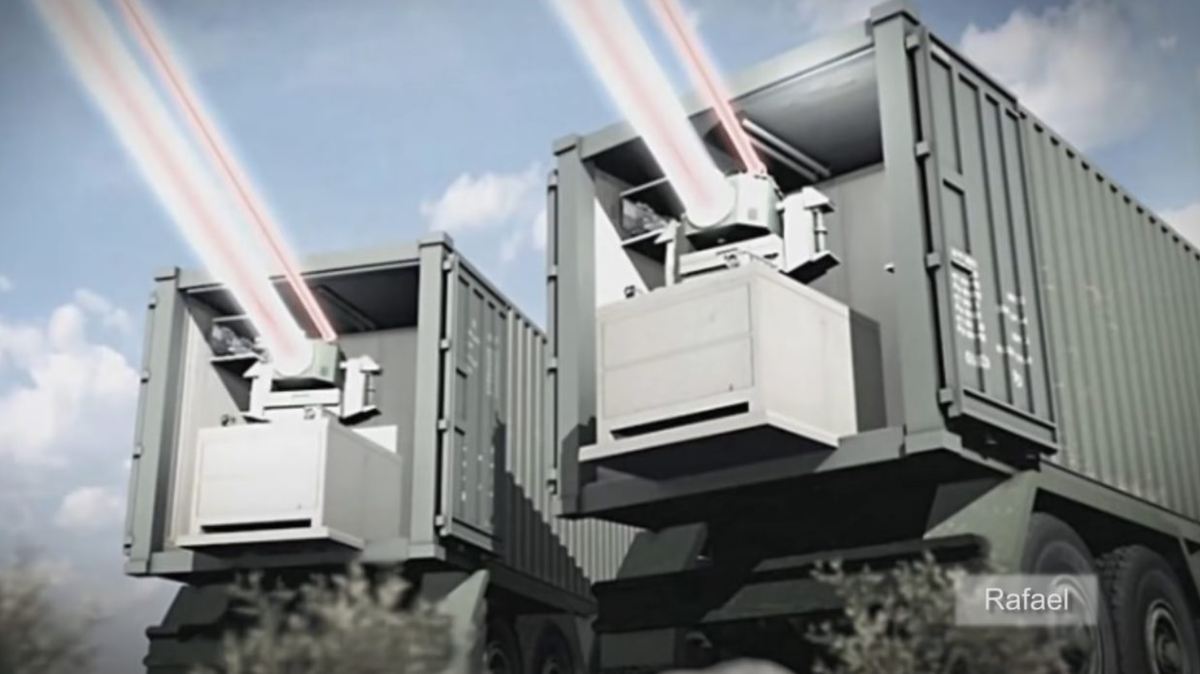 Hệ thống laser chống máy bay không người lái cũng sử dụng các thành phần tương đối mỏng manh, cho nên chúng phải được đổi mới, nâng cấp liên tục để thích ứng với sự khắc nghiệt của các hoạt động tiền phương, thường là ở những địa điểm xa xôi, với sự hỗ trợ bên ngoài cực kỳ hạn chế. Ảnh: @themedialine.