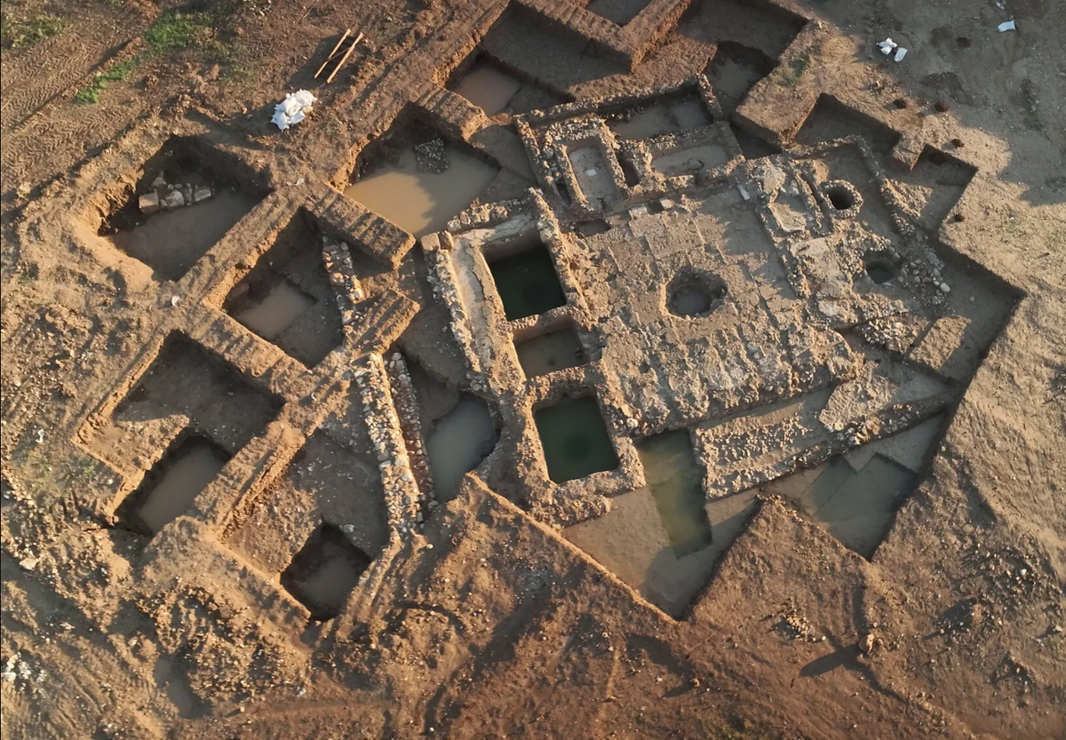 Phát hiện này mang đến một cái nhìn chưa từng có về tổ chức không gian và sinh hoạt hàng ngày của các cộng đồng Kitô giáo sơ khai ở miền nam Ai Cập. Ảnh: @Hội đồng Cổ vật Tối cao Ai Cập.