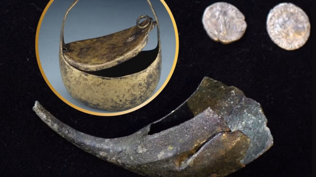 Không có đồng xu nào được tìm thấy bên trong chiếc ví này. Ảnh: @Viện Hàn lâm Khoa học Séc.