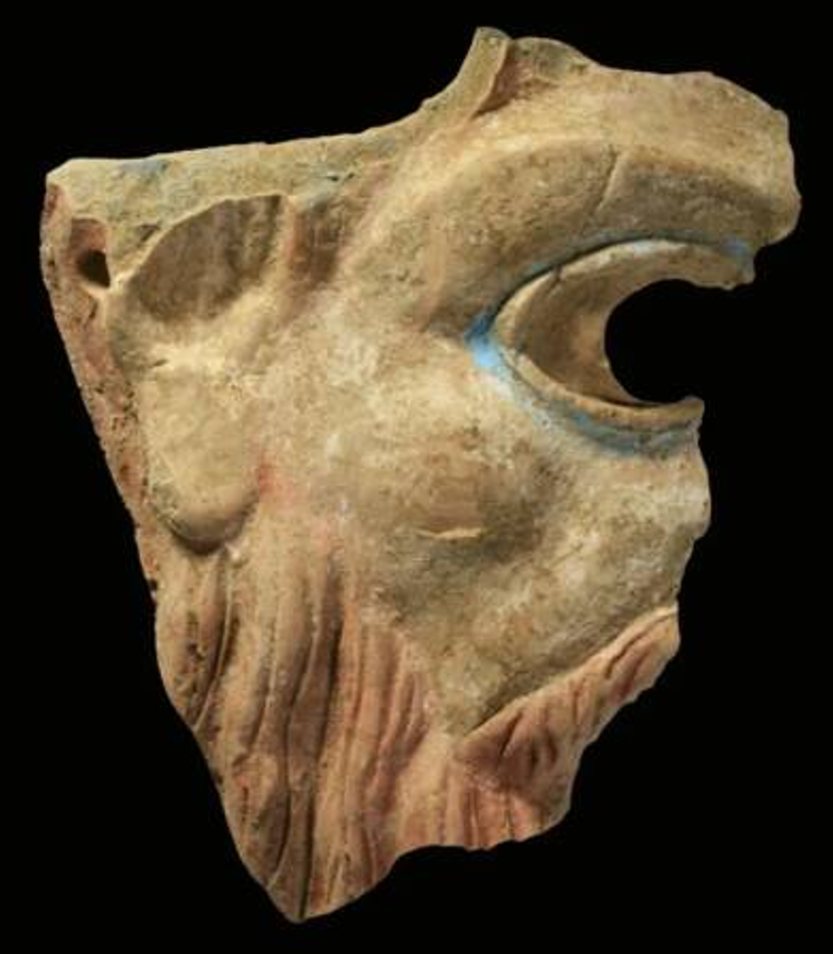 Vật thể này có niên đại khoảng 2.200 năm tuổi. Ảnh: @Vladimir Kuznetsov.