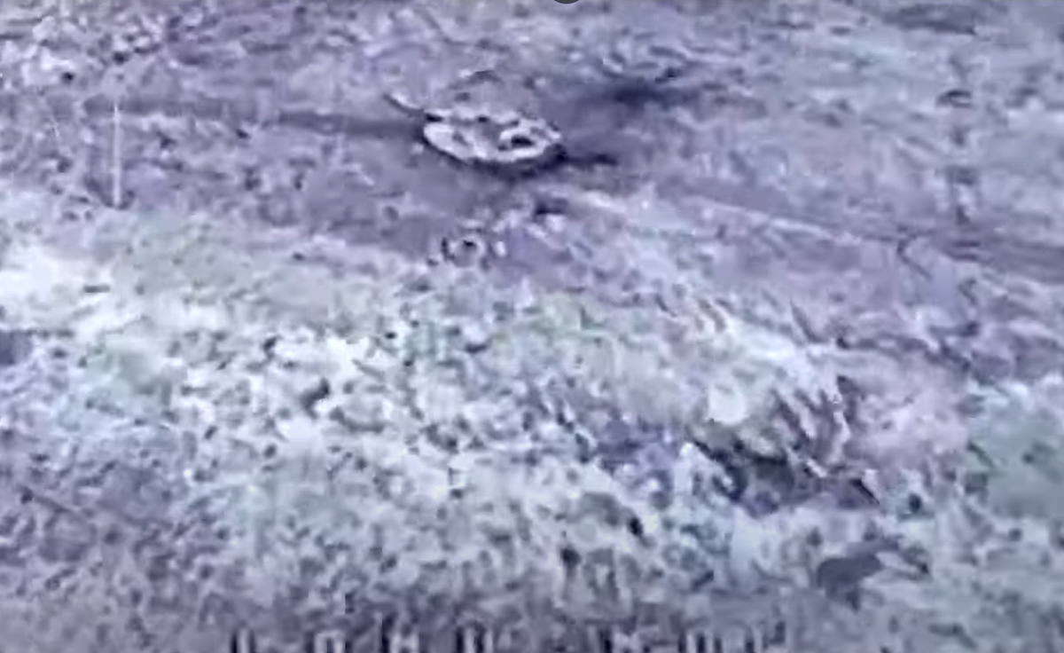 Có thể thấy, UAV SKAT 350M có độ bền cao của Tập đoàn Kalashnikov Concern đóng vai trò quan trọng trong chiến tranh trinh sát-tấn công đang phát triển của Nga, cung cấp khả năng nhắm mục tiêu theo thời gian thực để vô hiệu hóa xe bọc thép do NATO cung cấp tại Ukraine. Ảnh: @Bộ Quốc phòng Nga.