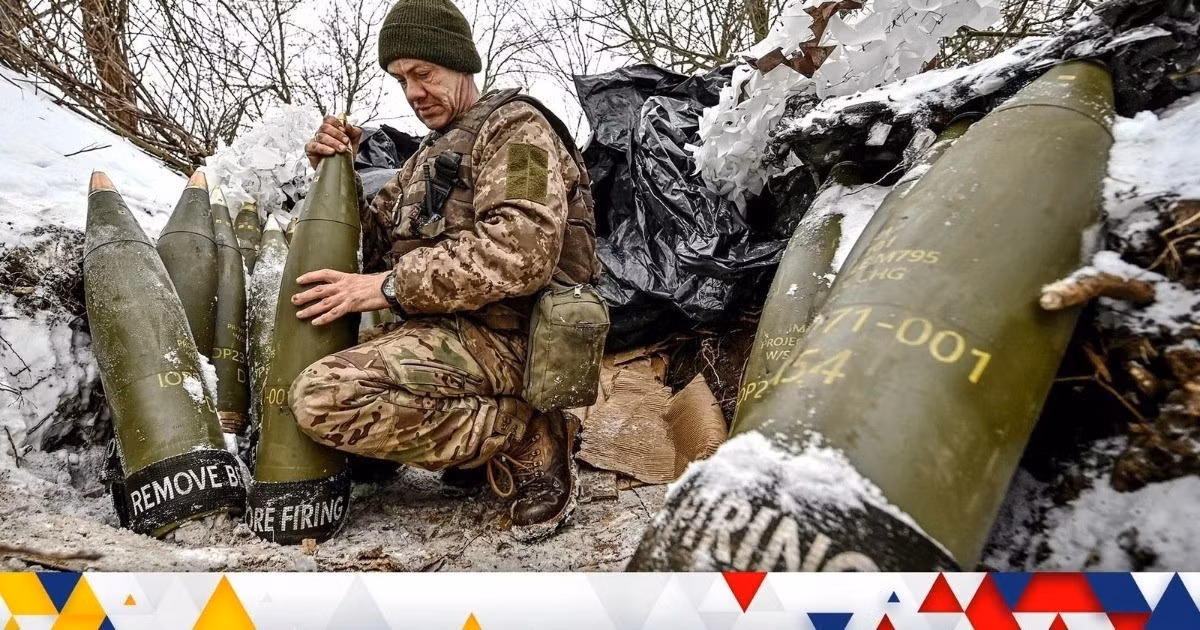 Sự phối hợp giữa nhiều hướng tiến công cho thấy Nga đang theo đuổi chiến thuật bao vây từng phần, từng bước thu hẹp không gian phòng thủ của đối phương, nhằm giảm thiểu tổn thất và bào mòn sức kháng cự trong cuộc đối đầu kéo dài.