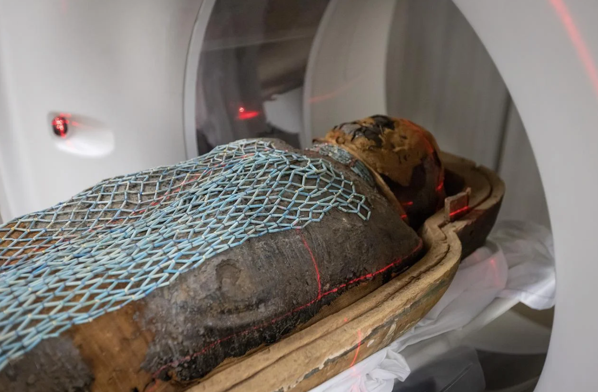 Các nhà X quang tại Trung tâm Y tế Keck thuộc Đại học Nam California (USC) đã kiểm tra hai xác ướp Ai Cập cổ đại bằng phương pháp chụp CT độ phân giải cao. Ảnh: @Đại học Nam California.