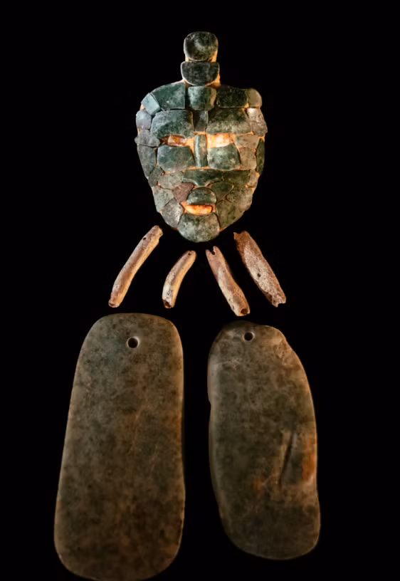 Estrada-Belli còn cho biết thêm rằng, các kỹ thuật phân tích khảo cổ chuyên sâu hơn cho thấy, chiếc mặt nạ này tượng trưng cho Thần Bão tố mà người Maya tôn thờ. Ảnh: @Đại học Tulane.