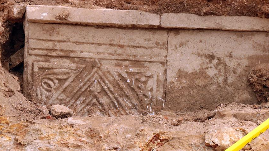 Điều kỳ lạ là trong các ngôi mộ này chứa hoàn toàn các chiếc quan tài làm bằng đất sét, chứ không phải bằng gỗ. Ảnh: @Đại học tỉnh Hà Bắc.