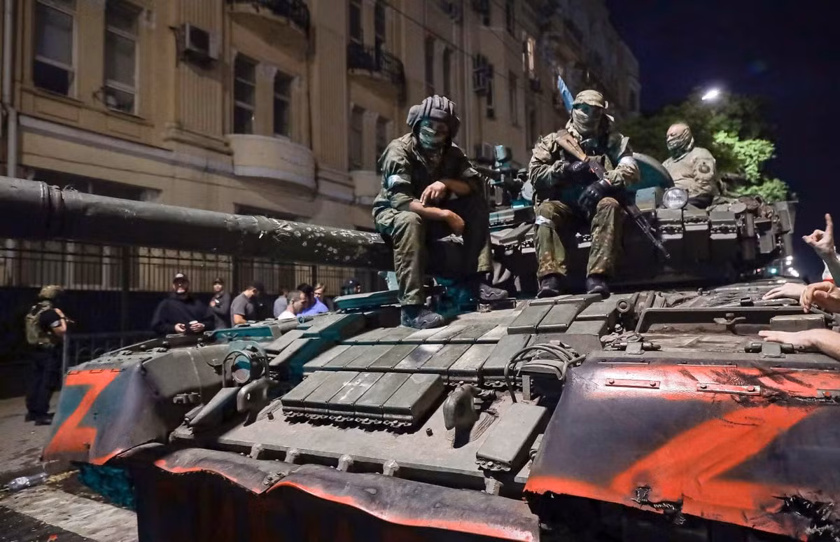 Việc Ba Lan thông qua luật ân xá vì thế được nhận định không chỉ mang ý nghĩa pháp lý trong nước mà còn có thể tác động đến cán cân lực lượng trên chiến trường Ukraine trong thời gian tới.