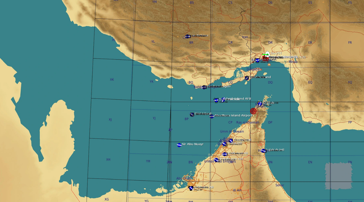 Ngoài tình báo chiến thuật, Trung Quốc còn tìm cách bảo vệ lợi ích kinh tế của mình trong khu vực, vì nước này phụ thuộc rất nhiều vào việc nhập khẩu dầu từ Vịnh Ba Tư. Bằng cách thiết lập sự hiện diện của hải quân, Bắc Kinh khẳng định mình là một thế lực toàn cầu có khả năng tác động đến động lực khu vực. Ngoài ra, việc triển khai này phù hợp với nỗ lực của Trung Quốc, nhằm tăng cường theo dõi các nền tảng tàng hình dựa trên vệ tinh, một ưu tiên cho quá trình hiện đại hóa quân sự của nước này. Ảnh: @ Stormbirds.