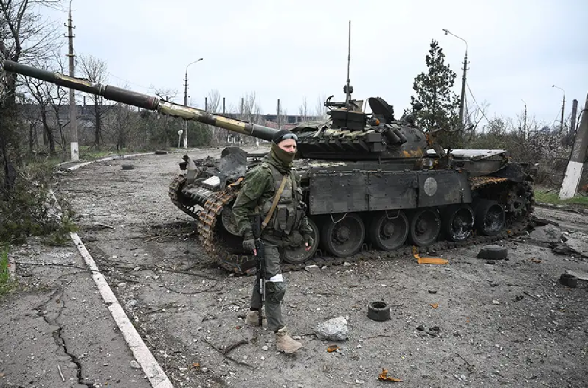 Đáng chú ý, lực lượng Ukraine mới đây phát hiện sự xuất hiện của lính đánh thuê Iran trong đội hình chiến đấu của Nga. Một đoạn video lan truyền trên mạng xã hội cho thấy một binh sĩ Iran giao tiếp bằng tiếng Nga với chất giọng đậm chất Ba Tư, khiến các đồng đội Nga lúng túng vì không hiểu. Ảnh minh họa: Top War