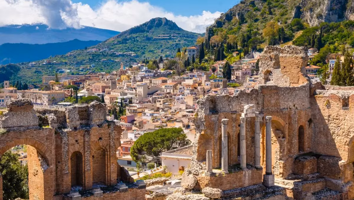 Một hiện vật có giá trị lịch sử và khảo cổ học quan trọng đã được khai quật tại khu vực Orto Fontanelle thuộc Gela, Sicily, nước Ý. Ảnh: @Bảo Tàng Thành Phố Sicily.