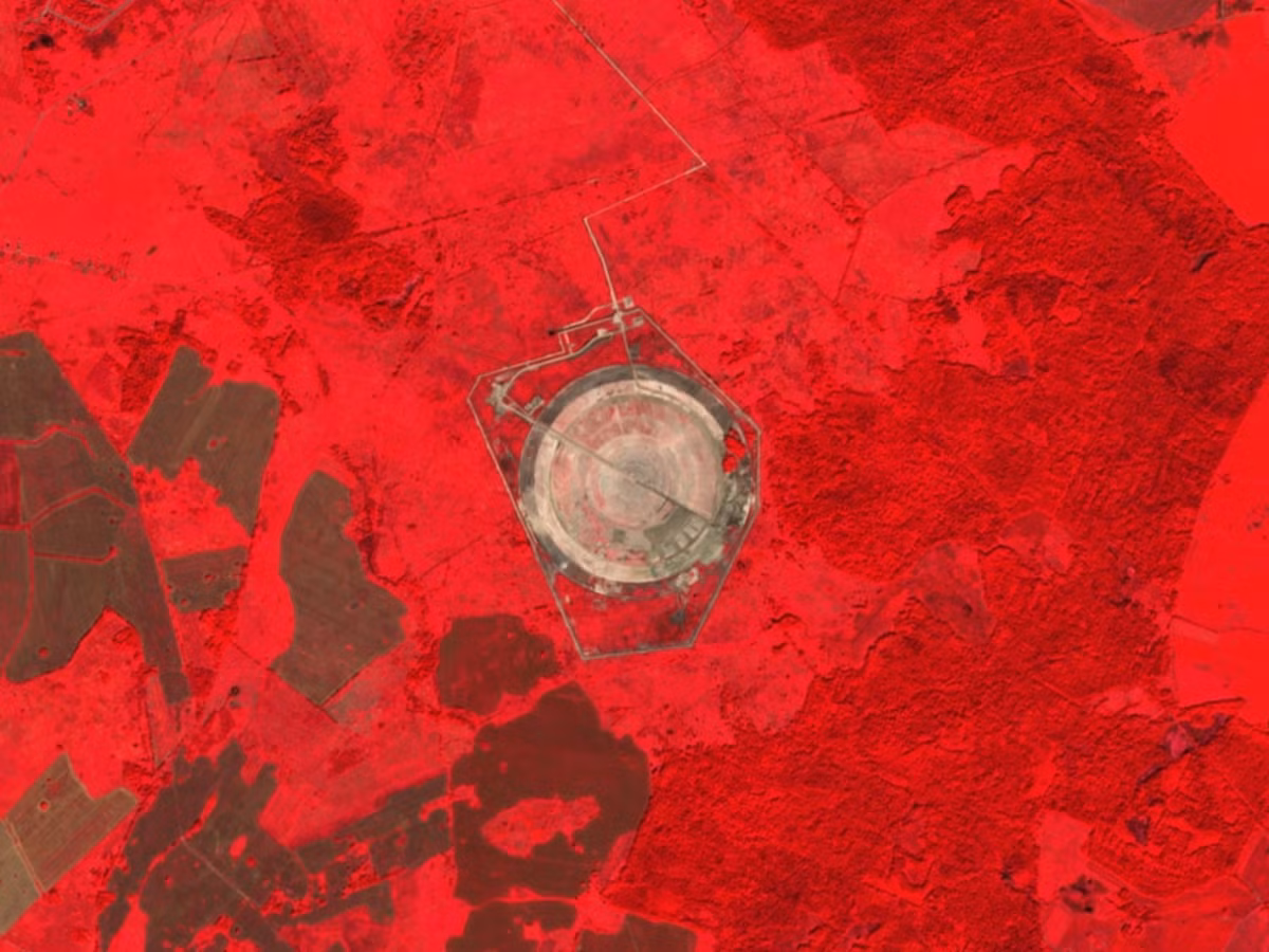 Giới quan sát nhận định cơ sở mới có thể là “nút thắt chiến lược” trong mạng lưới tình báo tín hiệu của Nga. Nó cho phép Moscow vừa duy trì khả năng giám sát sâu vào lãnh thổ NATO, vừa đảm bảo liên lạc với lực lượng hải quân. Với NATO, đây là lời nhắc nhở rằng sườn Đông của họ đang bị theo dõi và thách thức.