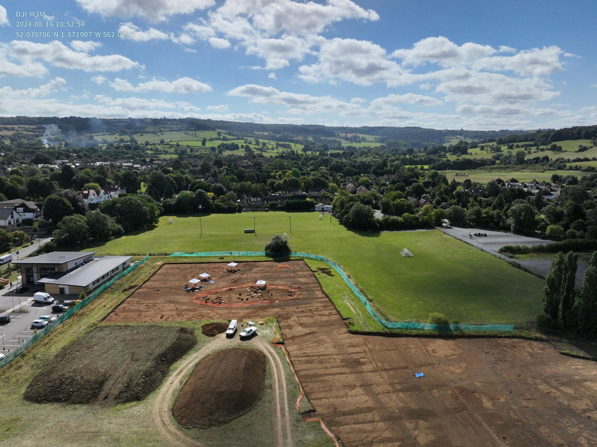 Được biết, địa điểm Milestone Ground ở Broadway thuộc vùng Cotswolds, phía bắc nước Anh. Ảnh: @Worcestershire Archaeology.