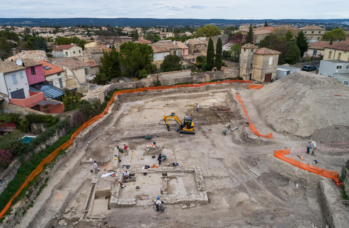 Giờ đây, trong quá trình khai quật tại thị trấn Uzes ở miền nam nước Pháp, các chuyên gia đến từ Viện Nghiên cứu Khảo cổ học Quốc gia Pháp bất ngờ tìm thấy bằng chứng về tàn tích của khu định cư La Mã Ucetia này. Ảnh: @Viện Nghiên cứu Khảo cổ học Quốc gia Pháp.