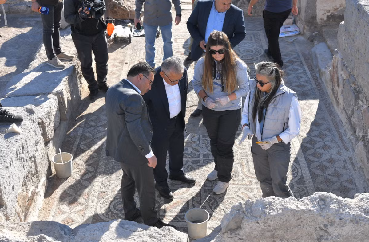 Công trình cung điện này với hơn 10 phòng, nổi bật là có bức tranh sàn khảm lớn nhất ở Trung Anatolia. Ảnh: @Hội Đồng Di Sản Thành Phố Memduh Büyükkılıç.