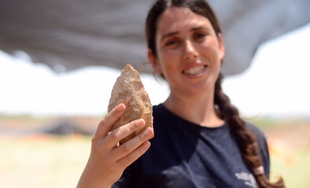 "Thiên đường" này đã trở thành nơi sinh sống của rất nhiều loài động vật và những người săn bắt hái lượm trong Thời Kỳ Đồ Đá Cũ. Ảnh: @Đại học Tel Aviv.
