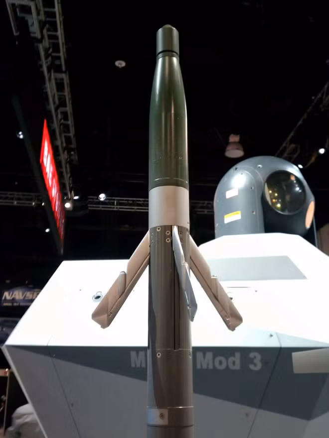 Đầu tháng này, lực lượng Ukraine được cho là đã bắn hạ một trong những tên lửa hành trình tàng hình Kh-69 mới nhất của Nga, bằng hệ thống đánh chặn APKWS dẫn đường bằng laser tiết kiệm chi phí, nhấn mạnh chiến lược phòng thủ ứng biến và đầy sáng tạo của Ukraine. Ảnh: @Wkipedia.