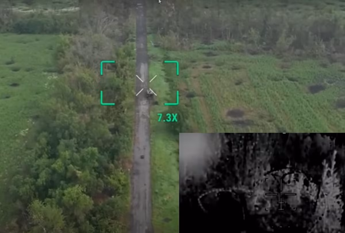 Băng đạn của Lyut chứa 550 viên đạn, và hệ thống quang học tích hợp cho phép nhắm mục tiêu ở khoảng cách lên đến 800 mét. Hệ thống có khả năng chống nhiễu tác chiến điện tử trong bán kính 700 mét. Ảnh: @GUR.