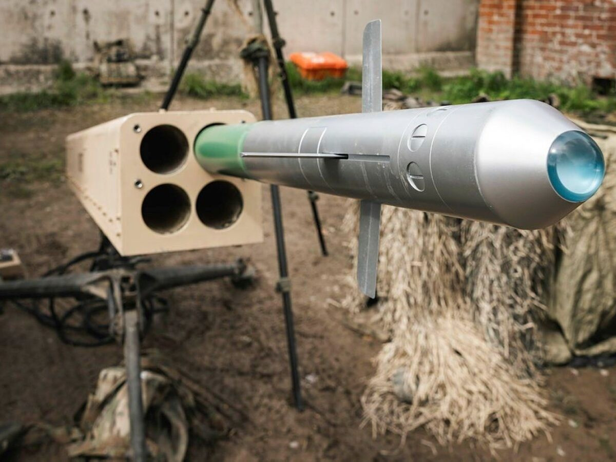 Các chuyên gia đánh giá, điểm mạnh của FZ123 không chỉ nằm ở đầu đạn mà còn ở khả năng tương thích với tiêu chuẩn NATO. Điều này cho phép Ukraine dùng chung rocket với nhiều đối tác châu Âu, rút ngắn thời gian huấn luyện và tiếp tế - một lợi thế đáng kể trong điều kiện chiến sự kéo dài.