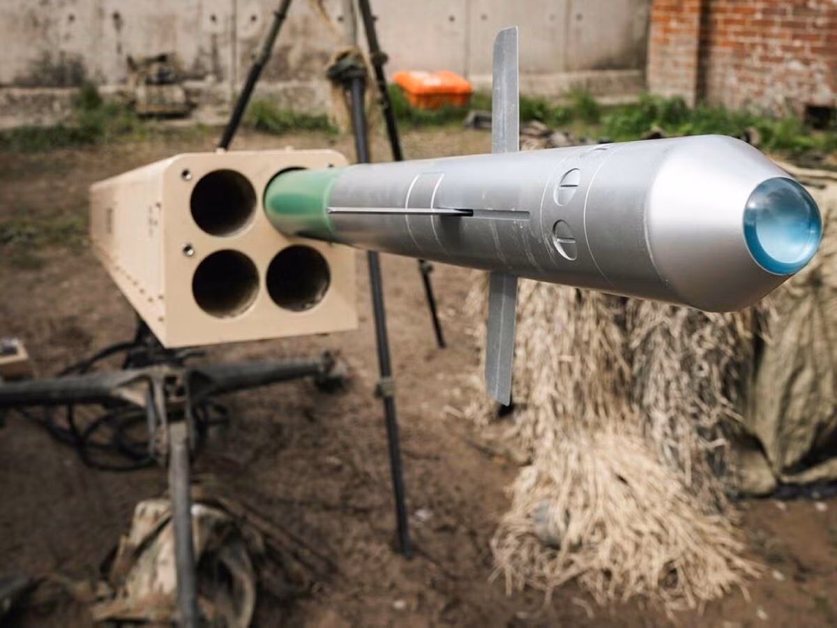 Các chuyên gia đánh giá, điểm mạnh của FZ123 không chỉ nằm ở đầu đạn mà còn ở khả năng tương thích với tiêu chuẩn NATO. Điều này cho phép Ukraine dùng chung rocket với nhiều đối tác châu Âu, rút ngắn thời gian huấn luyện và tiếp tế - một lợi thế đáng kể trong điều kiện chiến sự kéo dài.