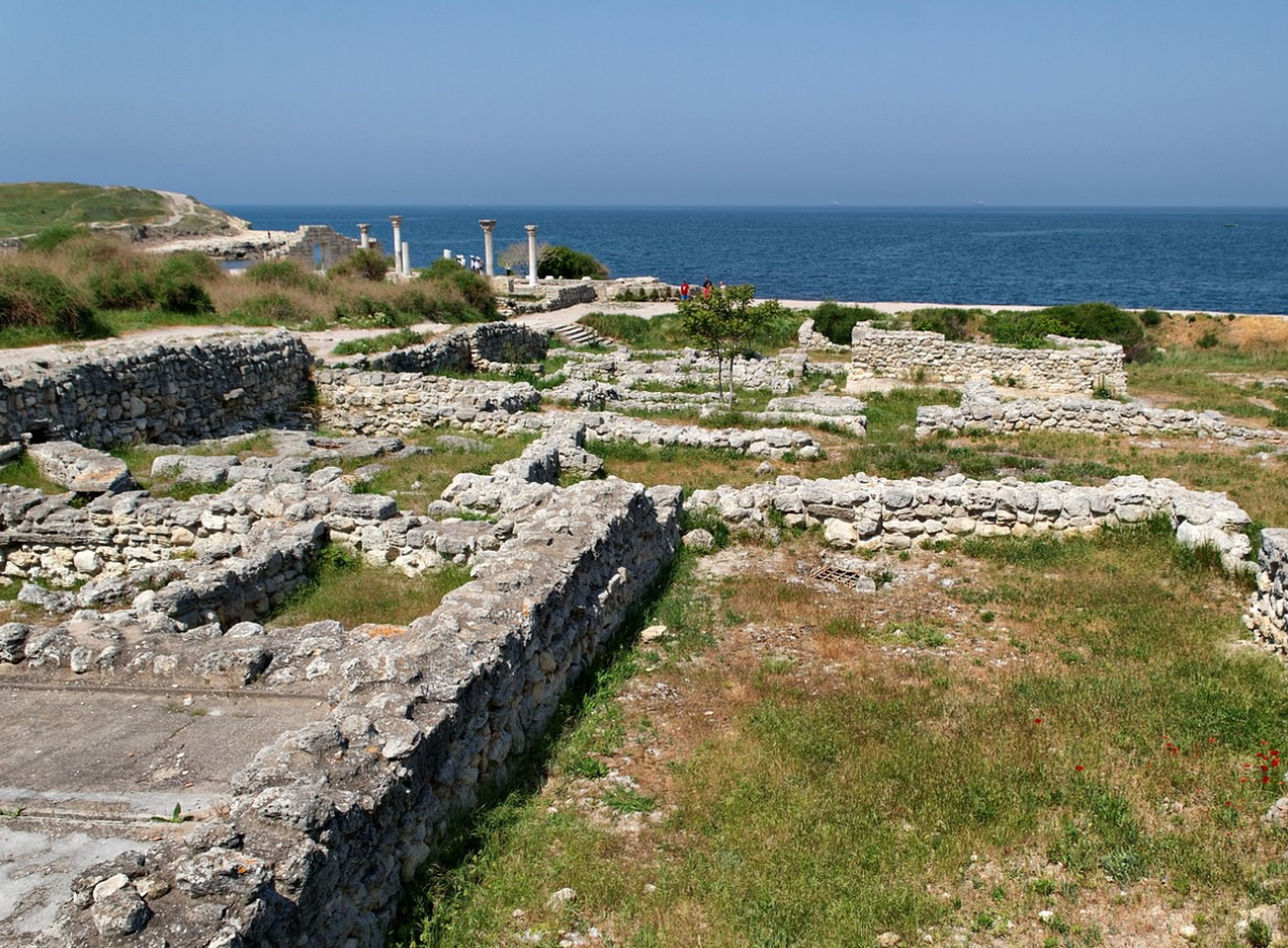 Vào đầu Thời Trung Cổ, thành phố cổ Chersonesus này trở thành thuộc địa của Đế quốc Byzantine, mặc dù vẫn giữ được một mức độ tự quản nhất định. Ảnh: @Đại học Khai khoáng Saint Petersburg.