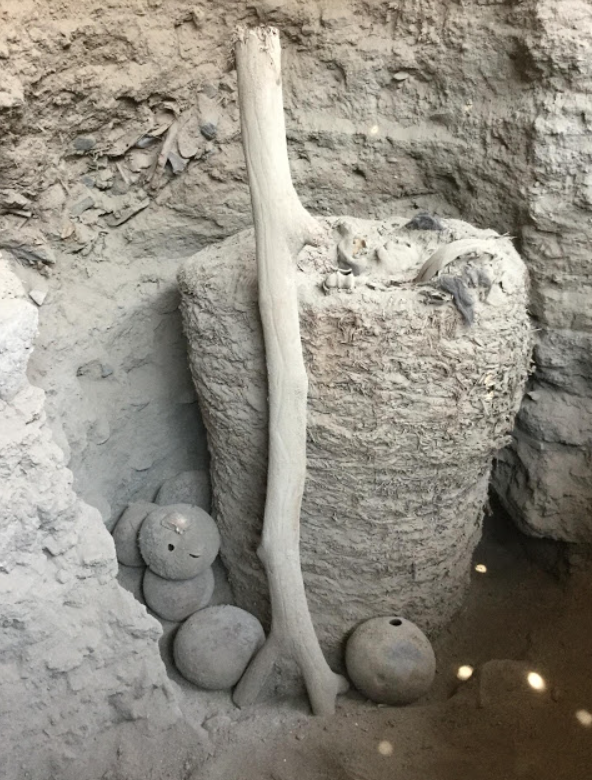 Gói tang lễ này thực chất là một lớp bọc đặc biệt hoạt động gần giống như một chiếc quan tài. Ảnh: @Trung tâm nghiên cứu khảo cổ CReA-Patrimoine.