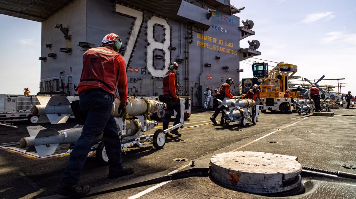 Tuy nhiên, việc vụ cháy xảy ra trên tàu sân bay mới và hiện đại nhất của Mỹ khiến sự việc thu hút sự chú ý đặc biệt. Một số chuyên gia cho rằng bất kỳ dấu hiệu phá hoại nào cũng sẽ gây lo ngại lớn.