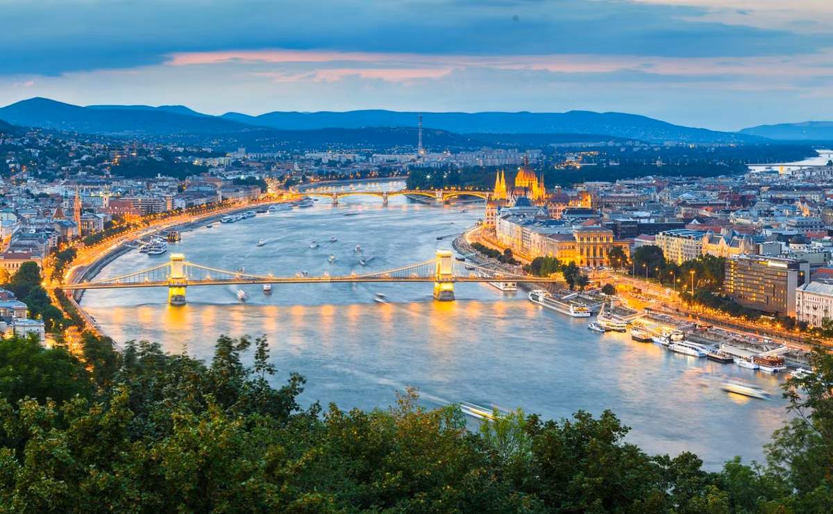 Tại Akasztó, miền nam Hungary, các chuyên gia đến từ Bảo tàng Quốc gia Hungary bất ngờ tìm thấy quần thể chôn cất cổ xưa kỳ lạ. Ảnh: @Bảo tàng Quốc gia Hungary.