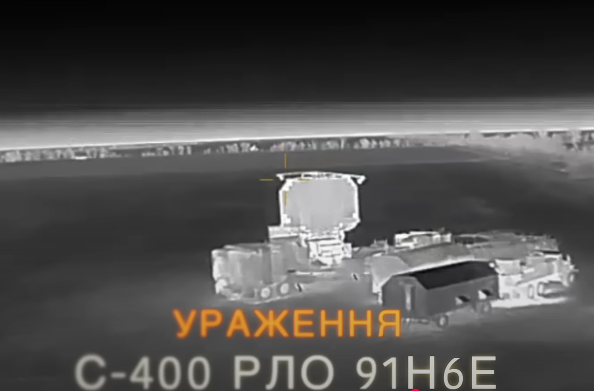 Tổng cục Tình báo Ukraine cũng đồng thời nhấn mạnh rằng, các cuộc tấn công kiểu này là một phần của chiến lược rộng lớn hơn, nhằm phá hủy các hệ thống phát hiện và giao tranh của Nga tại các vùng lãnh thổ đang tranh chấp khốc liệt. Ảnh: @Головне управління розвідки МО України.