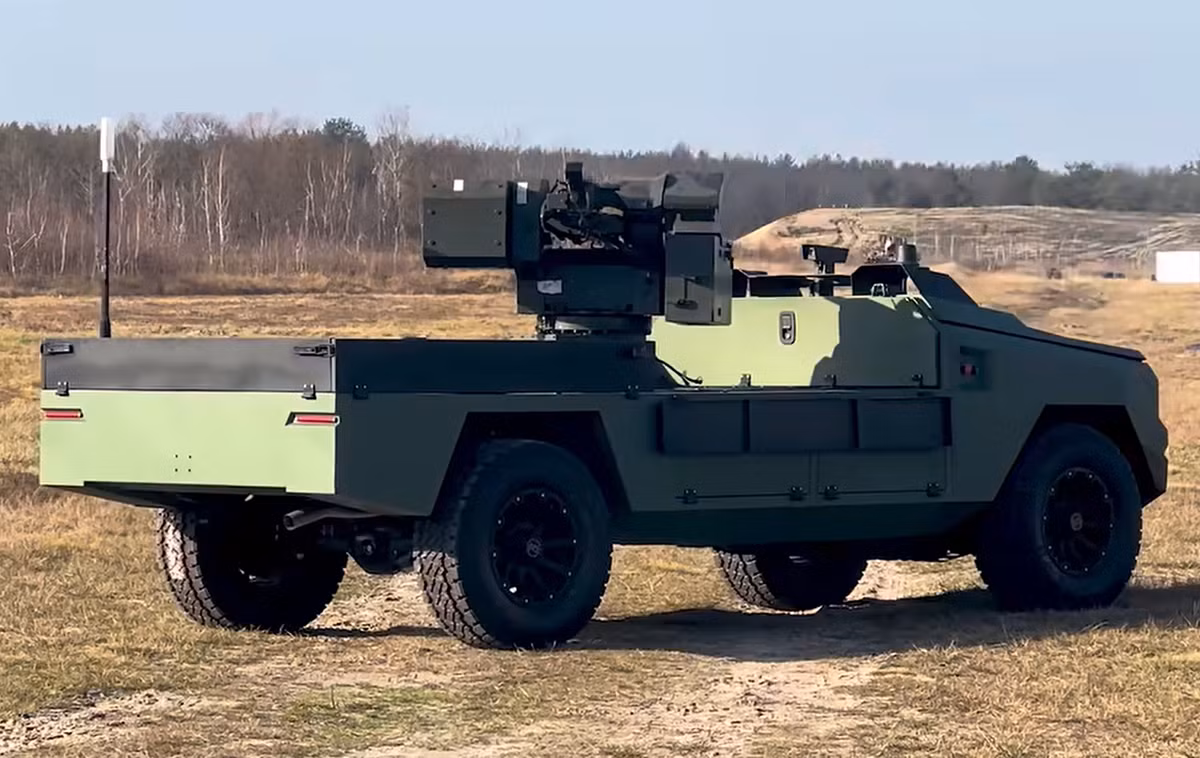 Giờ đây, Hệ thống Xe robot mặt đất Protector của Ukraine, do Ukrainian Armor (thuộc NAIDU) sản xuất, có thể tiếp tục được trang bị vũ khí laser đặc biệt. Ảnh: @Ukrainian Armor.