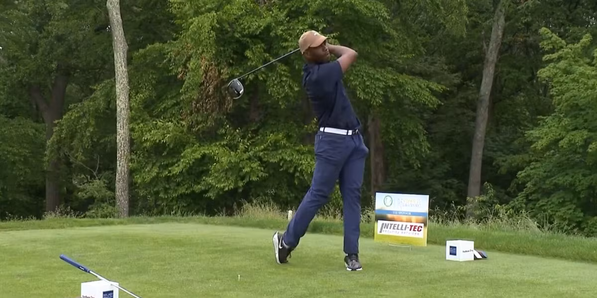 “Tôi cảm thấy tự hào khi có thể nói rằng mình là nhà vô địch thế giới; Đây là một cơ hội mà không nhiều người có được. Đây chắc chắn là điều tôi sẽ kể cho con cháu của mình nghe trong tương lai", Kelechi Ezihie nói. Ảnh: @Đài CBS New York.