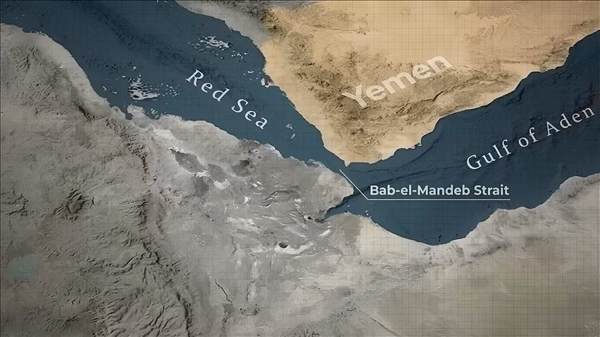 Houthi kiểm soát khu vực gần eo biển Bab el-Mandeb - cửa ngõ nối Biển Đỏ với kênh đào Suez Canal, tuyến vận tải huyết mạch đưa dầu khí Trung Đông tới châu Âu.