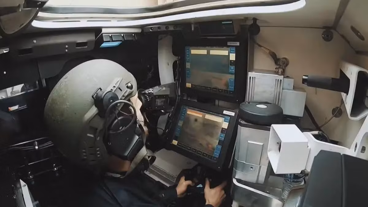 Vũ khí ban đầu của nó là pháo nòng xoắn Royal Ordnance L7A3 105mm, cực kỳ hiệu quả khi chống lại các lớp giáp phòng vệ thời Chiến Tranh Lạnh, có khả năng bắn nhiều loại đạn tiêu chuẩn của NATO, bao gồm cả đạn xuyên giáp. Ảnh: @ MilitaryLeak.