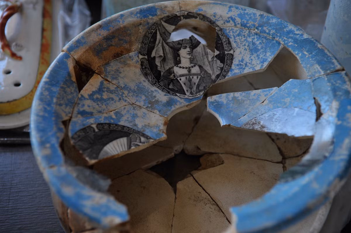 Các nhà khảo cổ tin rằng, các hiện vật này tồn tại trong điều kiện đặc biệt như vậy là do khu vực này từng là đầm lầy và ngập úng. Điều kiện ẩm ướt tạo ra lớp đệm và bảo vệ cho các hiện vật còn khá nguyên vẹn. Ảnh: @Cơ Quan Cổ Vật Brazil. Ảnh: @Cơ Quan Cổ Vật Brazil.