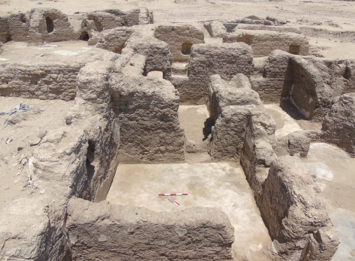 Ngôi mộ bí ẩn này được phát hiện tại Tell Roud Iskander ở vùng Maskhouta thuộc tỉnh Ismailia, Ai Cập. Ảnh: @Hội đồng Cổ vật Tối cao Ai Cập.