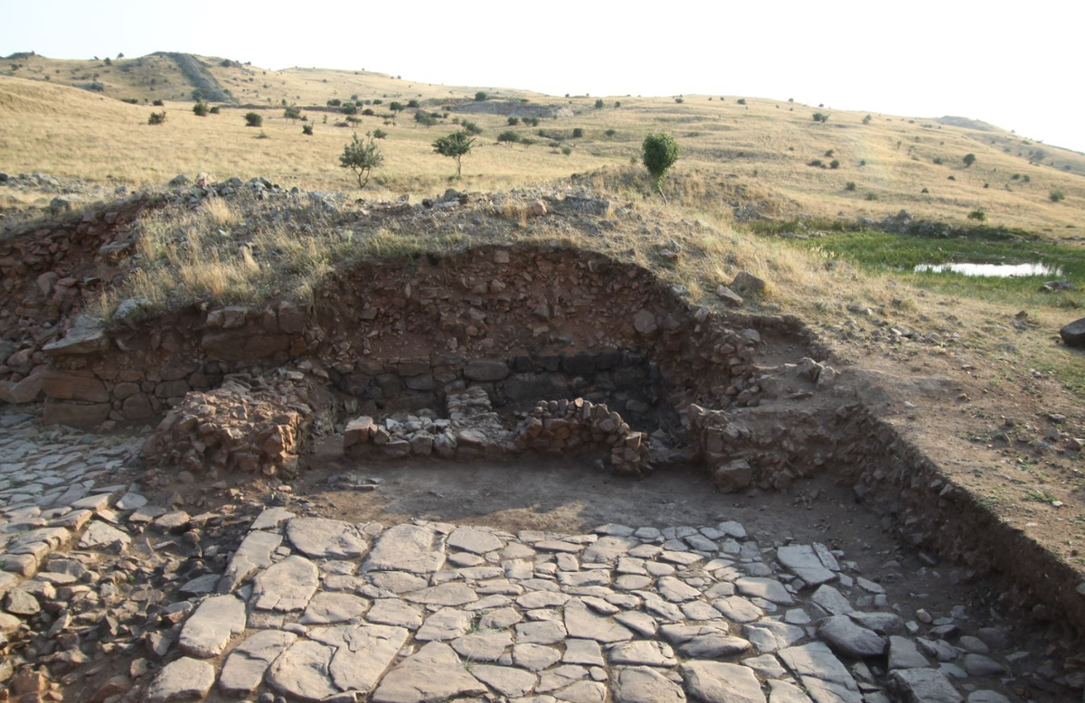Bằng cách cung cấp những hiểu biết mới về lịch sử khu vực, khám phá này chứng minh tiềm năng của Kerkenes trở thành một khu định cư phát triển mạnh mẽ hơn cả vùng Hattusha. Ảnh: @Đại học Abdullah Gül.