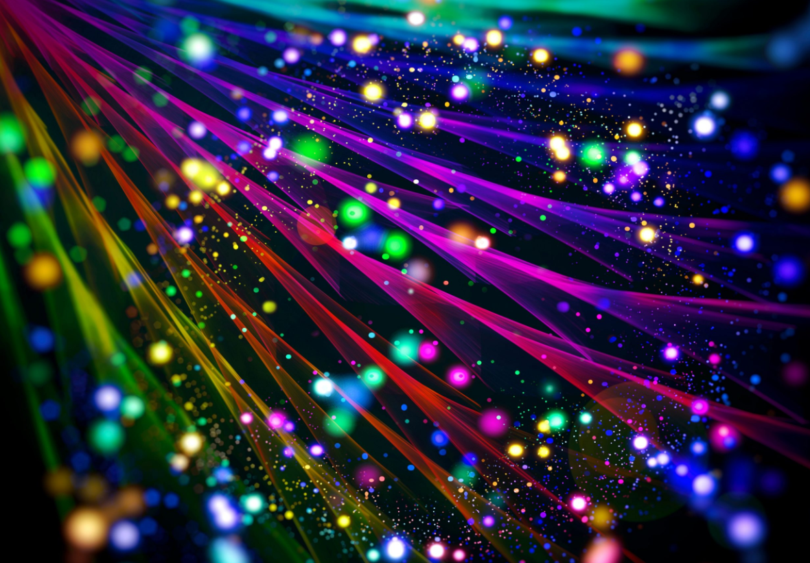 Ngoài ra, chiếc áo này còn tích hợp các sợi quang polyme có khả năng đổi màu cực kỳ linh hoạt theo nhiệt độ, trở thành một tính năng cảnh báo an toàn cho người mặc áo khoác để theo dõi nhiệt độ khi mặc. Ảnh: @cloudinary.